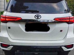 Toyota Fortuner 2.4 Automatic 2016 SUV 2