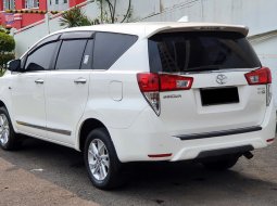 Toyota Kijang Innova Q 2016 bensin putih matic km40rban dp 53 jt cash kredit proses bisa dibantu 7