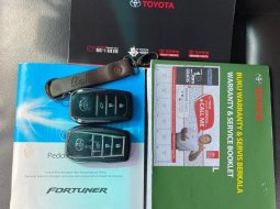 Toyota Fortuner 2.4 VRZ AT 2016 4