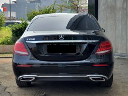7rban mls Mercedes benz e250 avantgarde 2017 hitam cash kredit proses bisa dibantu 6