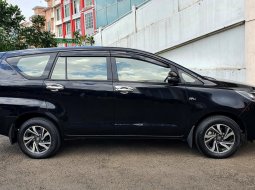 Km10rb Toyota Kijang Innova V 2022 bensin hitam cash kredit proses bisa dibantu 3