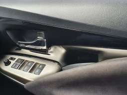 Toyota Kijang Innova Q 2016 putih km 40rban dp53jtan cash kredit proses bisa dibantu 19