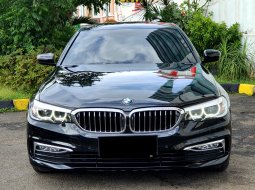 BMW 5 Series 520i 2018 luxury hitam 11 rban mls cash kredit proses bisa dibantu 2