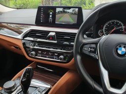 BMW 5 Series 520i 2018 luxury hitam 11 rban mls cash kredit proses bisa dibantu 11