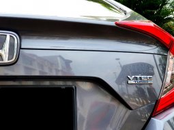 Dp50jt Honda Civic ES sedan turbo 2018 abu km29rban cash kredit proses bisa dibantu 12