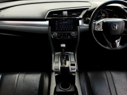Dp50jt Honda Civic ES sedan turbo 2018 abu km29rban cash kredit proses bisa dibantu 16