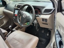 Daihatsu Xenia M thn2012 6