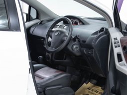 TOYOTA YARIS (SUPER WHITE)  TYPE E MINOR CHANGE 1.5 A/T (2011) 12