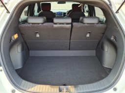 Honda City Hatchback New  City RS Hatchback CVT 2022 Putih Pajak Panjang 16