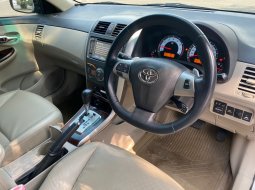 Toyota Corolla Altis 2.0 V 7
