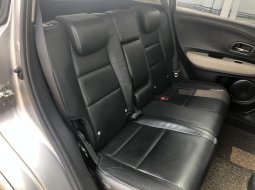 Honda HR-V 1.8L Prestige 2016, Silver, KM 53rba Siap Pakai 11