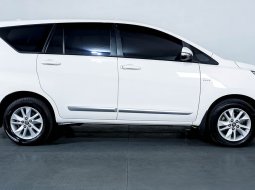 Toyota Kijang Innova V A/T Gasoline 2016 8