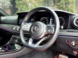 Mercedes-Benz E-Class E 300 Coupe AMG Line 2019 Putih 11