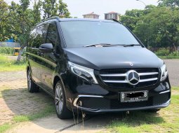 Mercedes-Benz V-Class V 260 2019 Hitam 5
