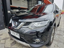 Nissan X-Trail 2.5 2018 Hitam 3