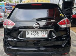 Nissan X-Trail 2.5 2018 Hitam 11