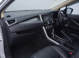 Nissan Livina VL AT 2019 Silver 11