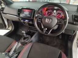 Honda City Hatchback New City RS Hatchback M/T
( TDP HANYA 10 JUTA AJA ) 7