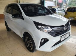 Daihatsu Sigra 1.2 R MT 2023 Putih Facelift