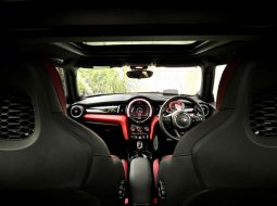 MINI Cooper John Cooper Works 2018 silver km 10rb pajak panjang cash kredit proses bisa dibantu 13