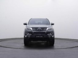 Toyota Fortuner 2.4 G AT 2016 SUV 1
