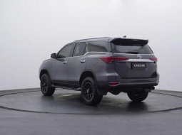 Toyota Fortuner 2.4 G AT 2016 SUV 2