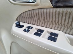 Suzuki Ertiga Dreza 2017 AT Matic Putih Istimewa Terawat 7