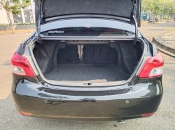Toyota Vios G M/T 2009 Sedan 2