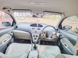 Toyota Vios G M/T 2009 Sedan 8