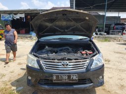 Toyota Kijang Innova G M/T Gasoline 2012 Hitam 3