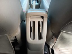 Nissan Grand Livina SV 2015 SUV 8