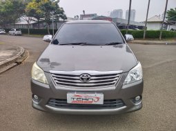 Toyota Kijang Innova 2.0 G 2012 Abu-abu 1