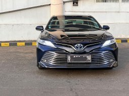 Toyota Camry 2.5 Hybrid 2019 dp 0 usd 2020 bs tkr tambah bos