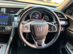 Honda Civic 1.5L Turbo 2018 es sedan hitam km38ribuan dp 66 jt saja cash kredit proses bisa dibantu 11