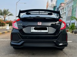Honda civic hb e turbo hatchback 2018 hitam pajak panjang km52rban cash kredit proses bisa dibantu 15