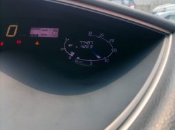 Nissan Serena Highway Star at 6