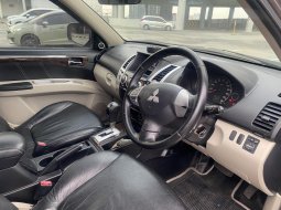 Mitsubishi Pajero Sport Dakar 4x2 AT 2012 Coklat 6