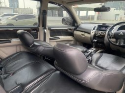 Mitsubishi Pajero Sport Dakar 4x2 AT 2012 Coklat 10