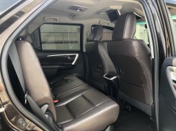 Toyota Fortuner 2.7 SRZ AT 2017, Coklat, KM 90rban, Siap Pakai 10