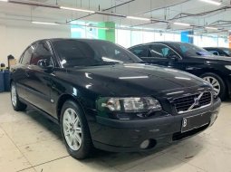 Volvo S60 T5 2.3TURBO (330N.m) Rawatan ATPM Resmi Body Mulus Interior Orsinil NoPR Ready Siap Pakai