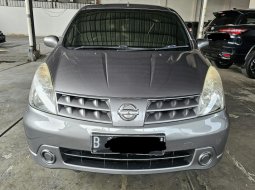 Nissan Grand Livina XV AT ( Matic ) 2010 Grey km 146rban Jual Kondisi apa adanya