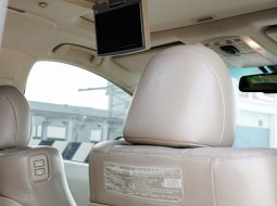 Toyota Alphard 2.5 G A/T 2012 Putih 8