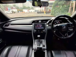 Honda Civic E 2017 - Mobil Bekas Murah - Angsuran Ringan 5