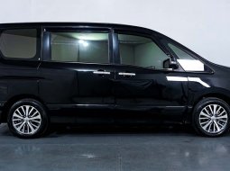 JUAL Nissan Serena 2.0 Highway Star AT 2017 Hitam 5