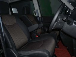 JUAL Nissan Serena 2.0 Highway Star AT 2017 Hitam 6