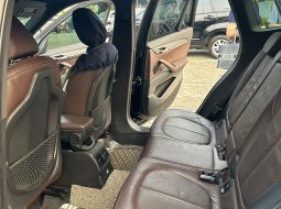 BMW X1 sDrive18i xLine 2018 Hitam Well Maintained 7
