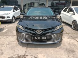 KM LOW , TANGAN PERTAMA ,PAJAK PANJANG Toyota Camry 2.5 V 2021 Hitam