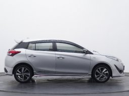 Toyota YARIS S TRD 1.5 2020 4