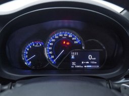 Toyota YARIS S TRD 1.5 2020 10