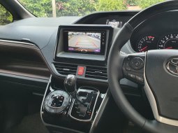 Toyota Voxy 2.0 A/T 2019 hitam dp75jt sunroof tgn pertama cash kredit proses bisa dibantu 11